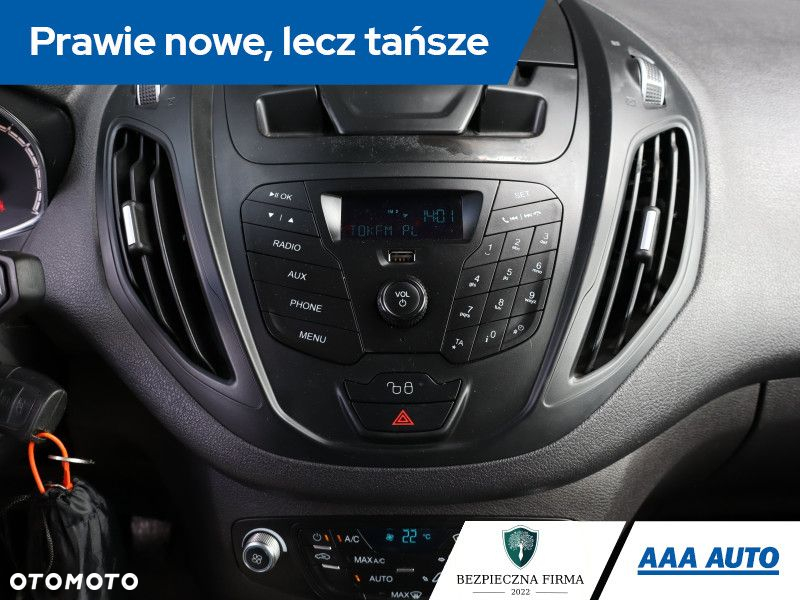 Ford Tourneo Courier - 12
