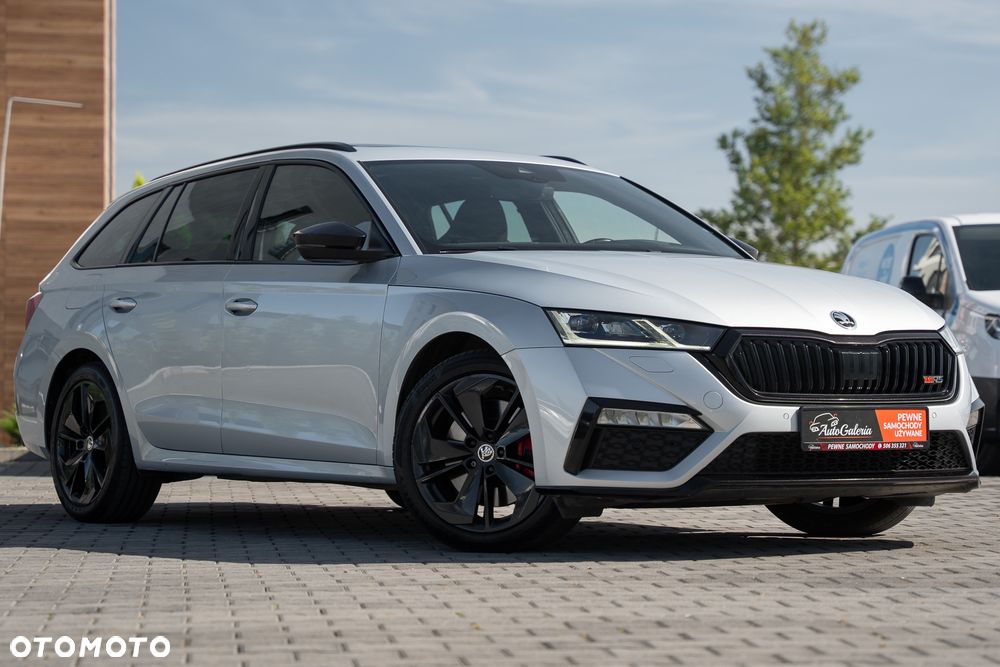 Skoda Octavia 2.0 TSI DSG RS - 6