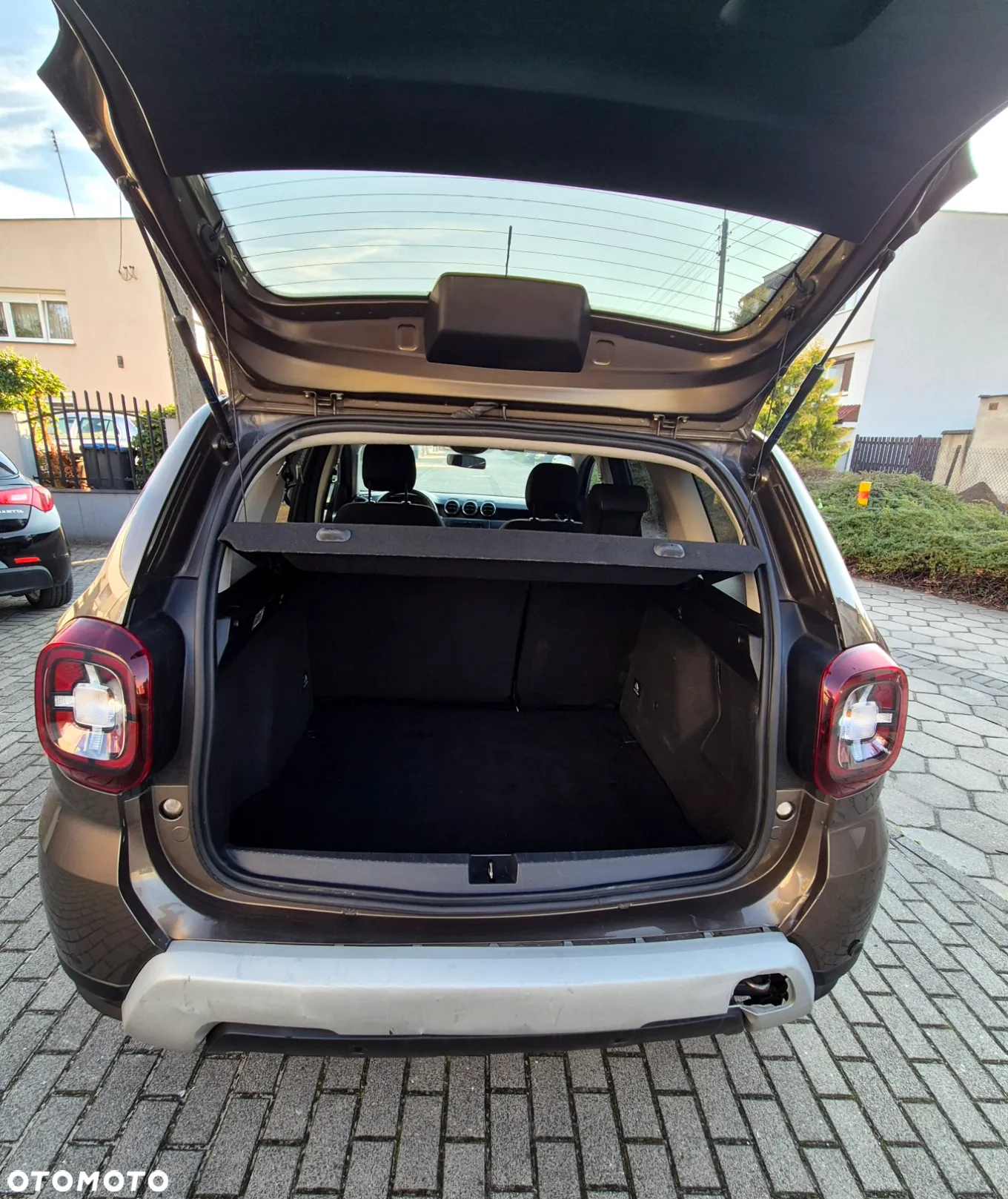 Dacia Duster 1.6 SCe Prestige - 14