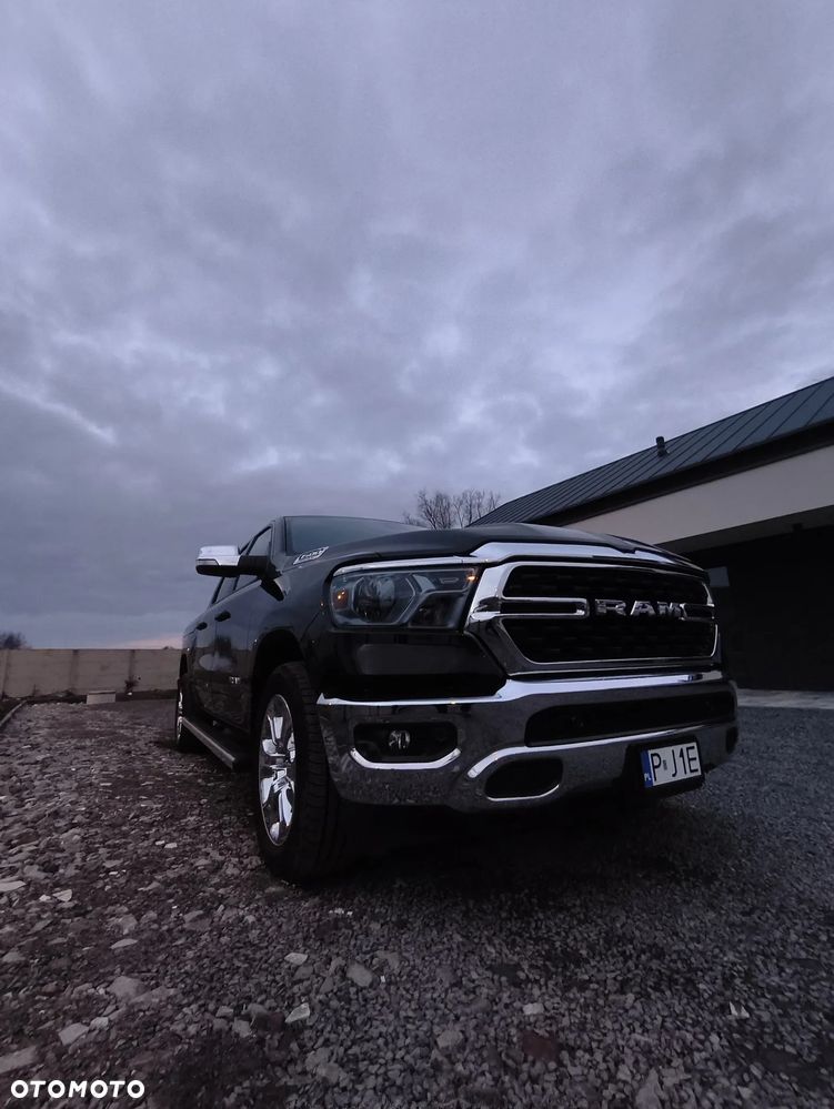 RAM 1500 Crew Cab Shortbed Bighorn - 11