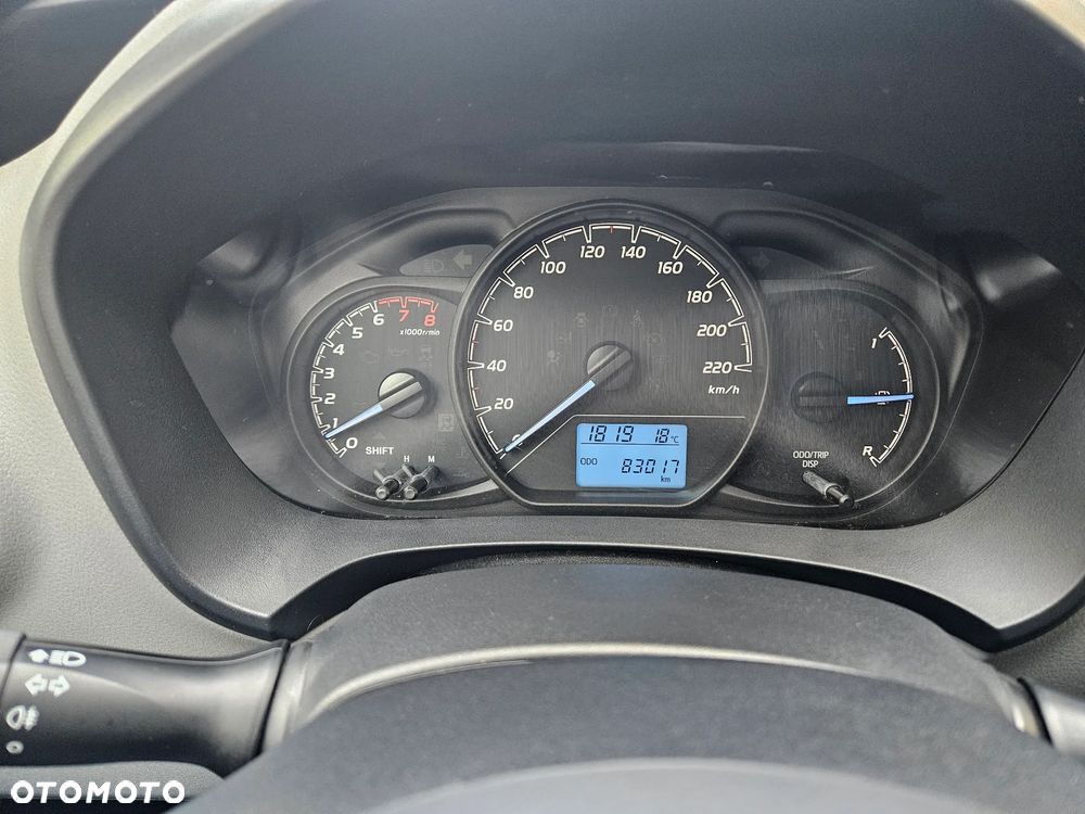 Toyota Yaris 1.5 Active - 10