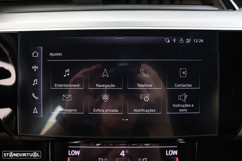 Audi e-tron 55 quattro S line - 32