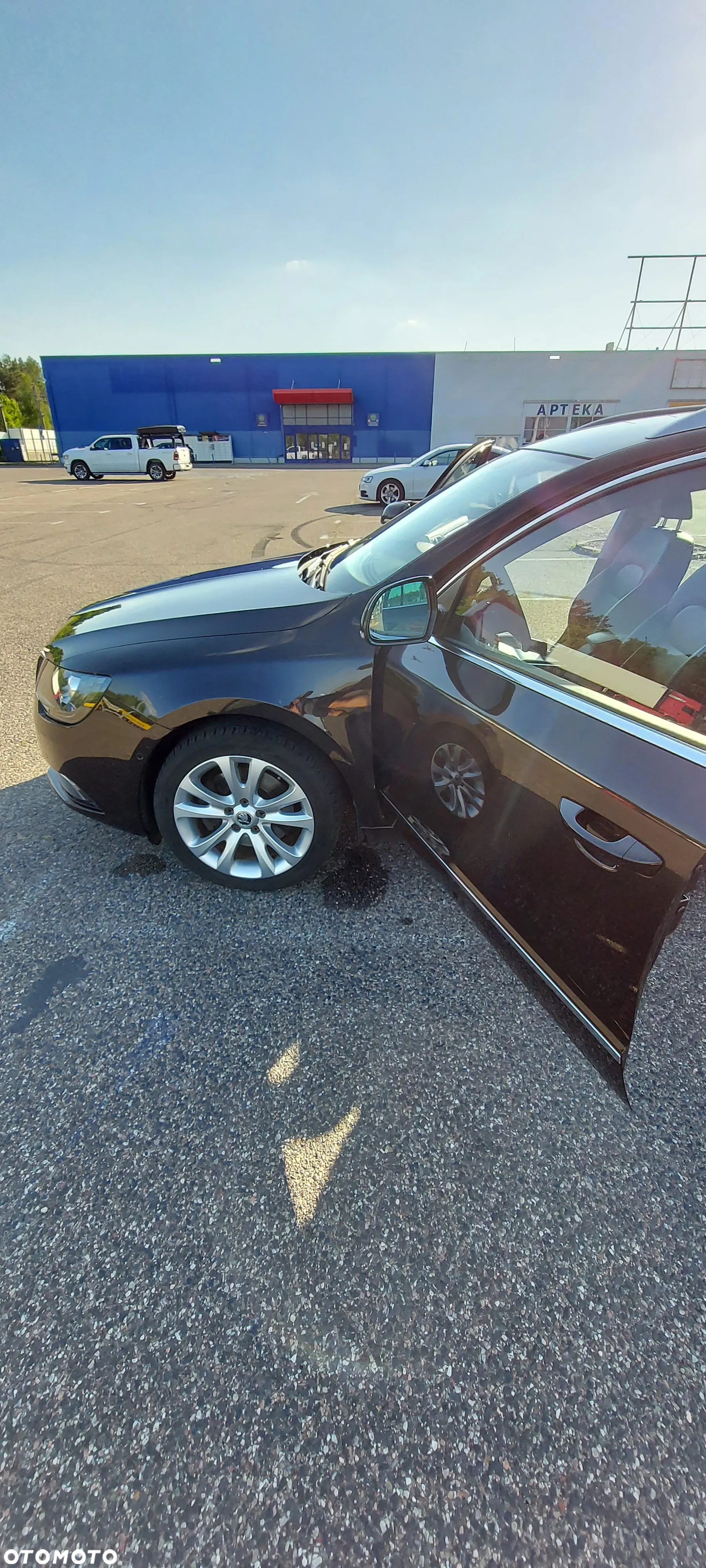 Skoda Superb 2.0 TDI Elegance DSG - 22