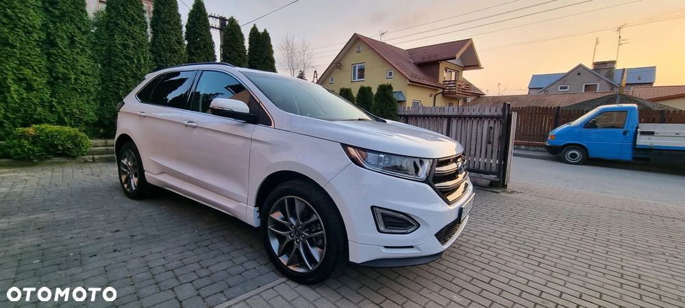 Ford Edge - 2