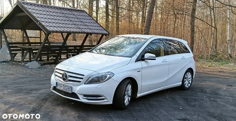 Mercedes-Benz Klasa B 180 CDI (BlueEFFICIENCY) 7G-DCT - 1