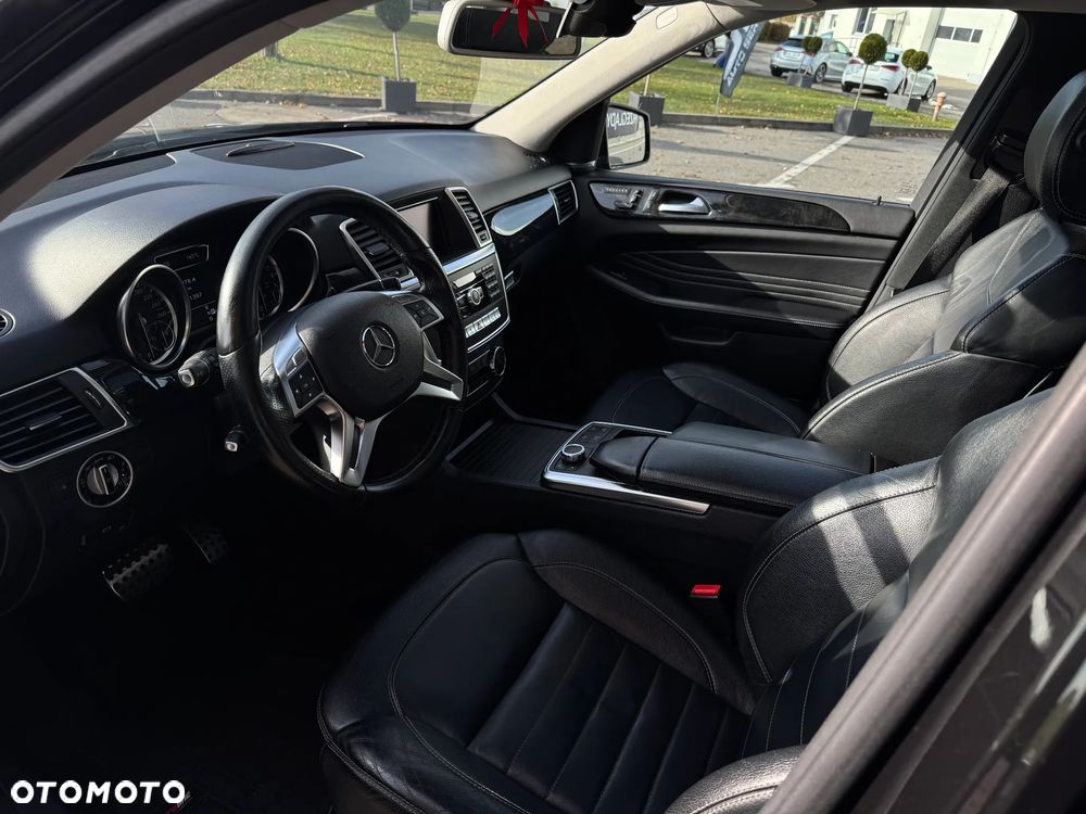 Mercedes-Benz ML 350 BlueTEC 4MATIC 7G-TRONIC Edition 1 - 9