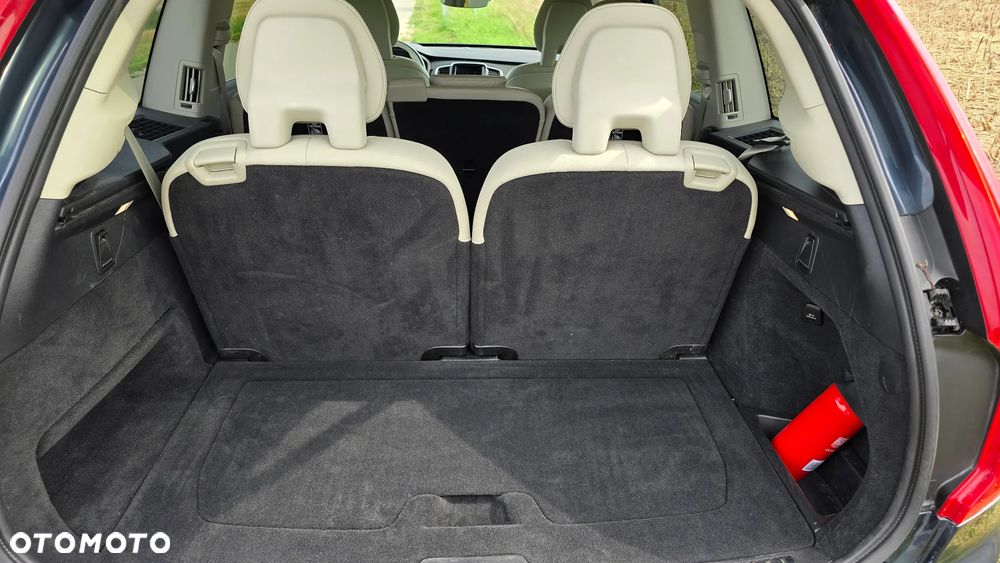 Volvo XC 90 T6 AWD Momentum 7os - 23