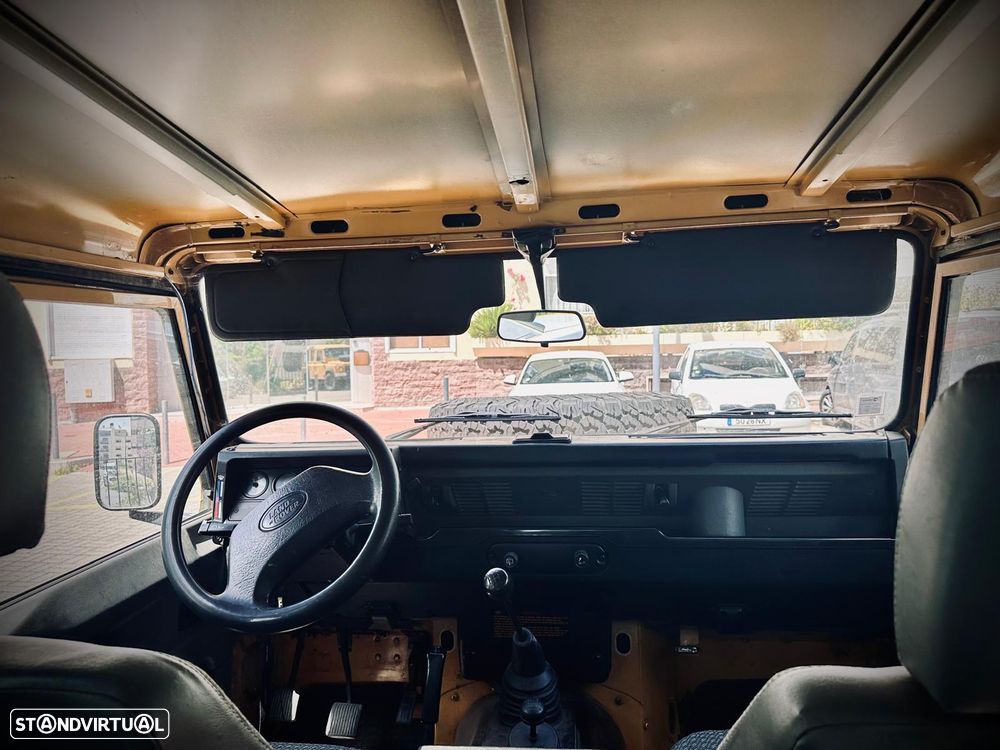 Land Rover Defender 110 2.5 TDi Metal Top - 28