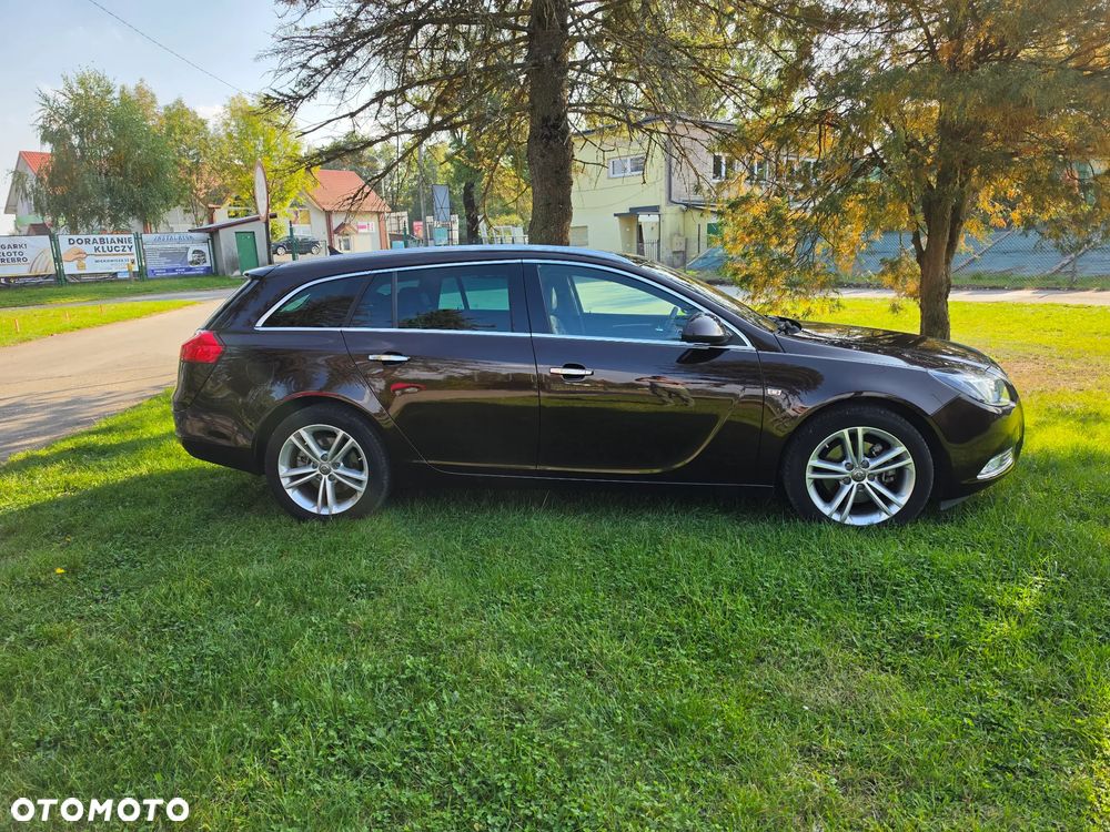 Opel Insignia - 8