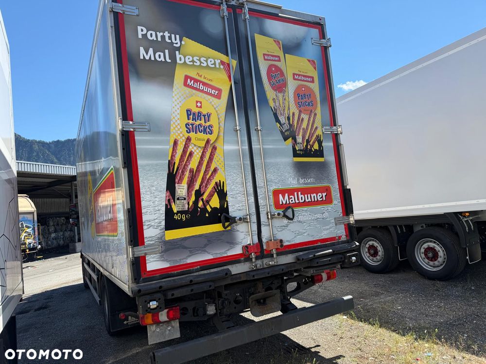 Mercedes-Benz ACTROS - 13