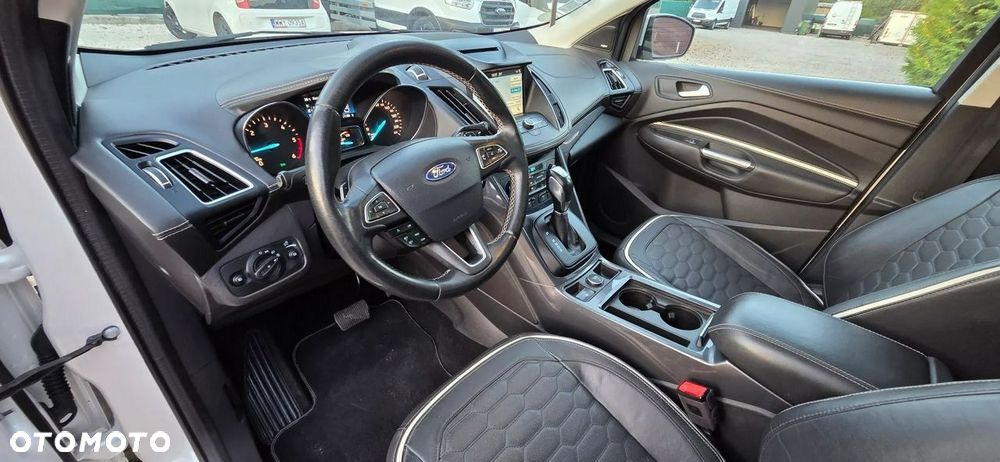 Ford Kuga - 29