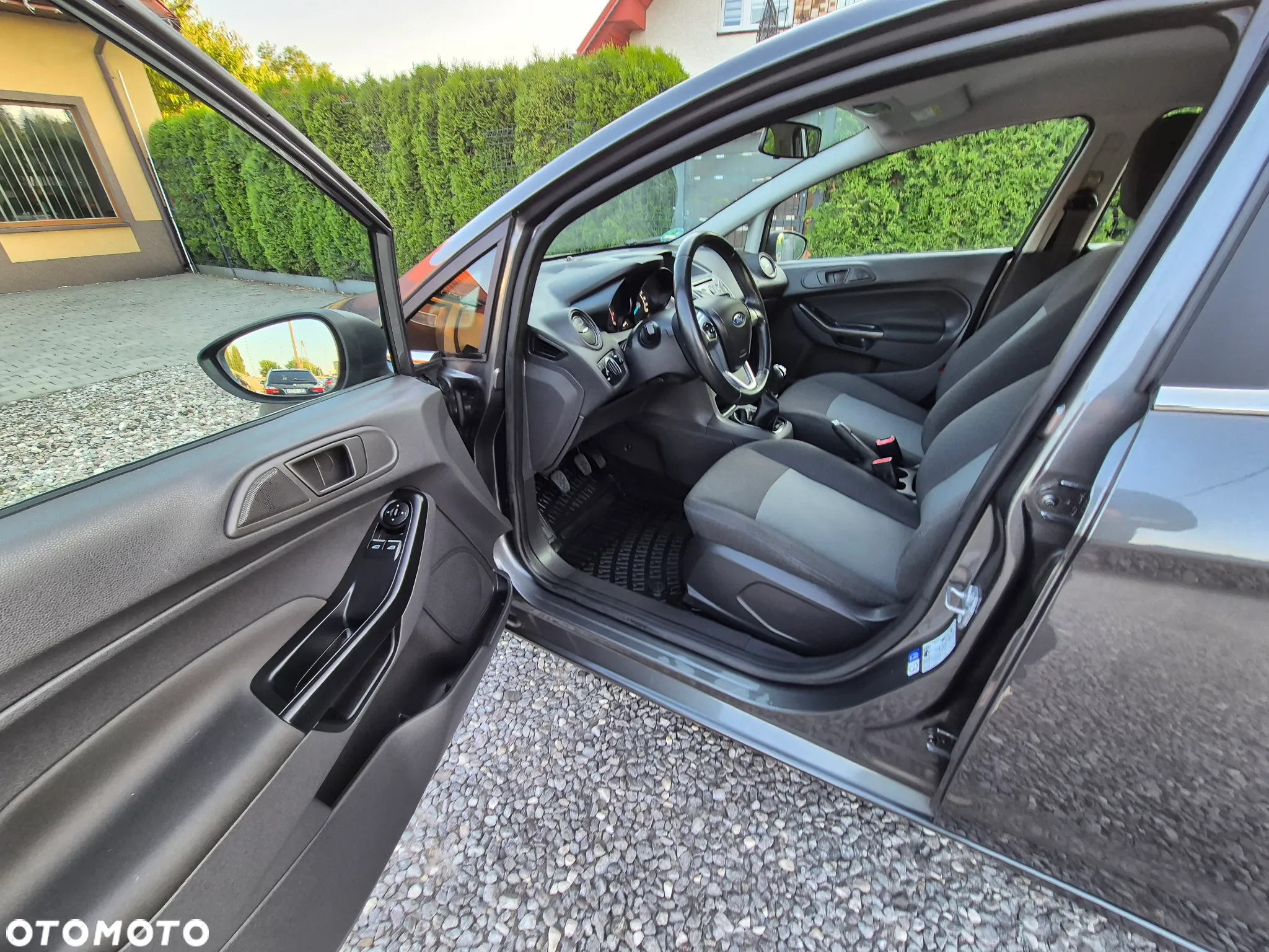 Ford Fiesta 1.25 Celebration - 4