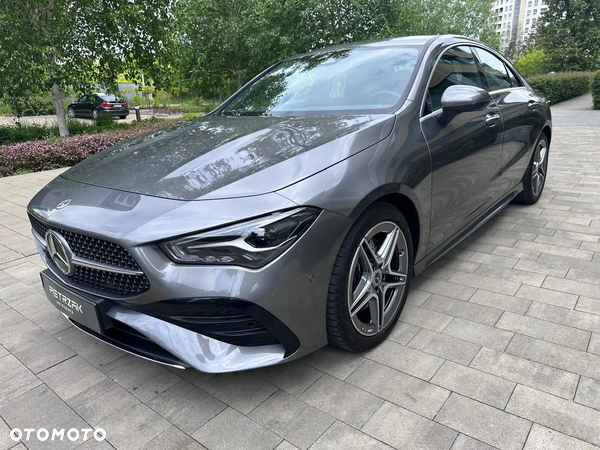 Mercedes-Benz CLA 200 7G-DCT