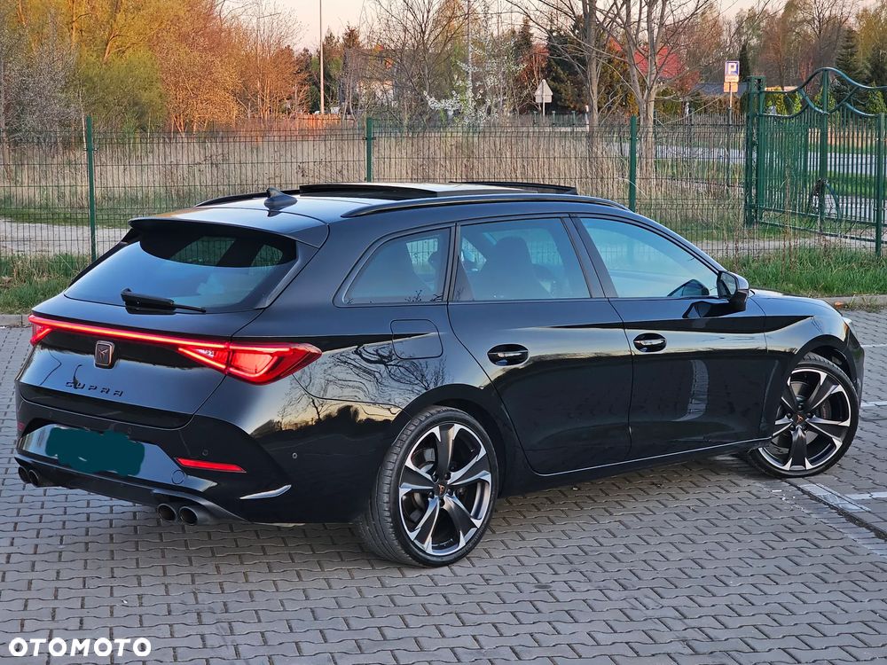 Cupra Leon Sportstourer 2.0 TSI 4Drive DSG VZ CUP - 10