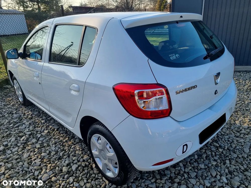 Dacia Sandero 1.2 16V 75 Laureate - 7