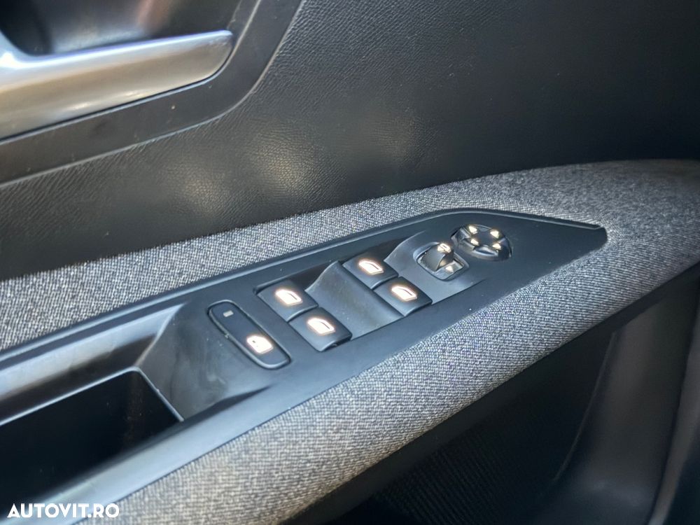 Peugeot 3008 PureTech 130 Stop & Start Allure - 15