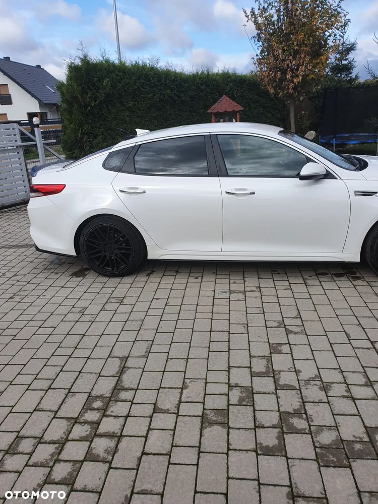 Kia Optima 1.7 CRDI L DCT - 11