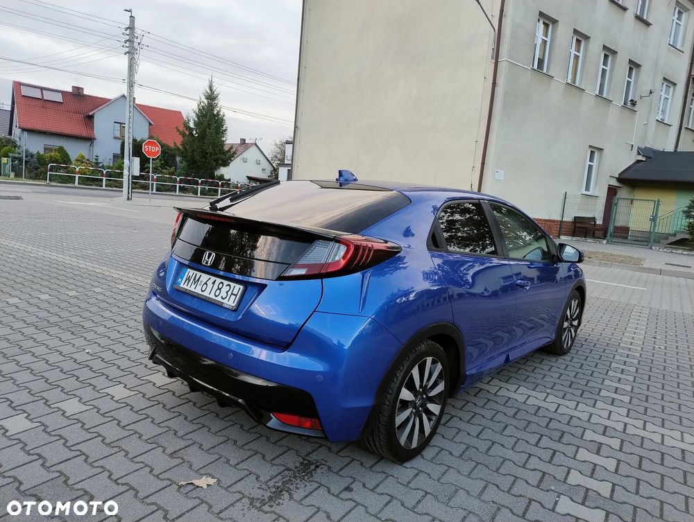 Honda Civic 1.8 Executive Navi - 3