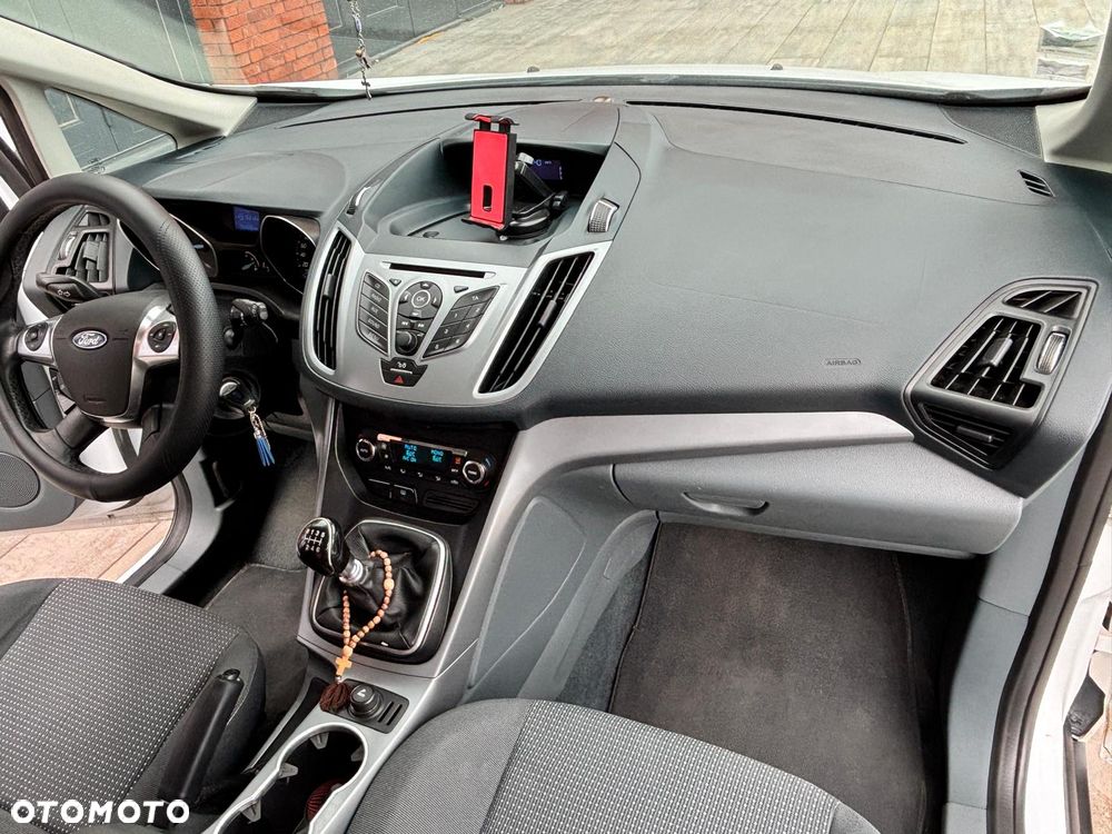 Ford Grand C-MAX - 18