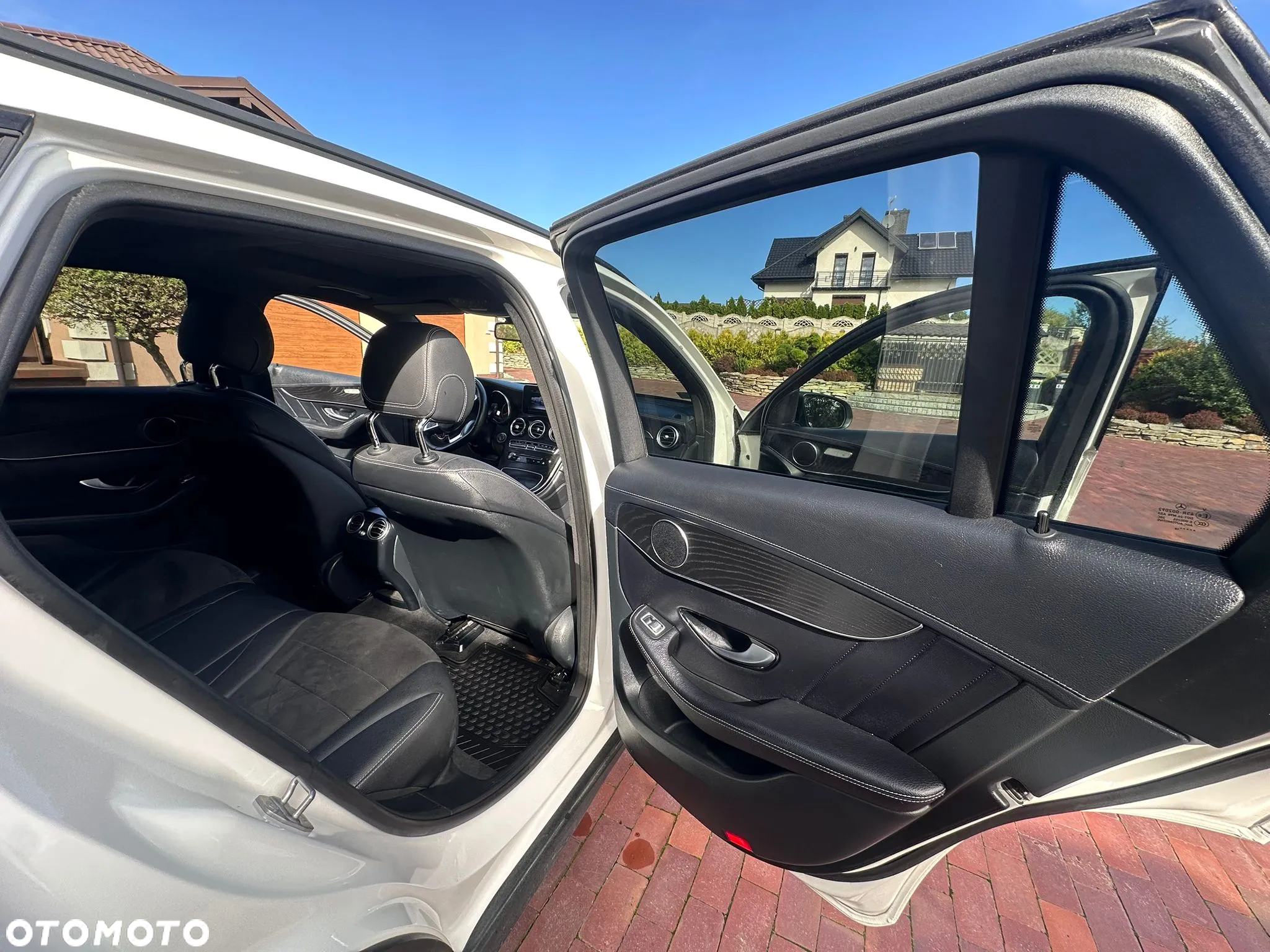Mercedes-Benz GLC 220 d 4-Matic - 30