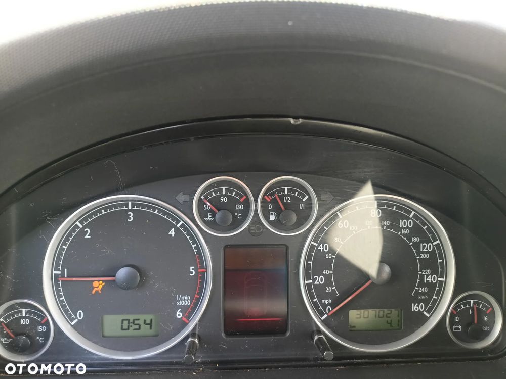Volkswagen Sharan - 16