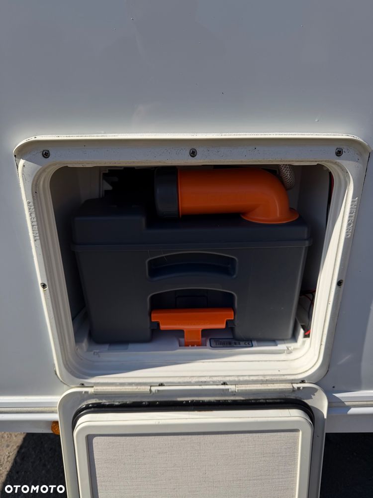 Lunar Quasar 462 - 18