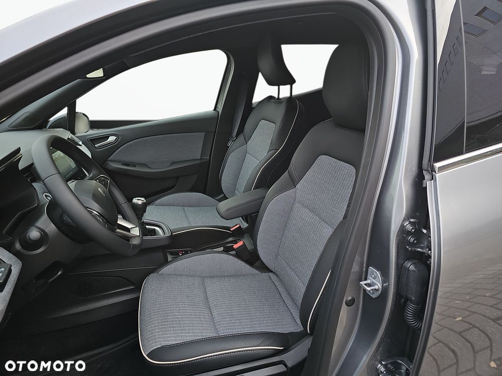 Renault Clio 1.0 TCe Techno - 16