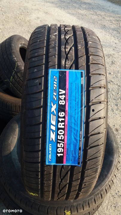 195/50/16 FALKEN ZIEX ZE 912 84V - 1