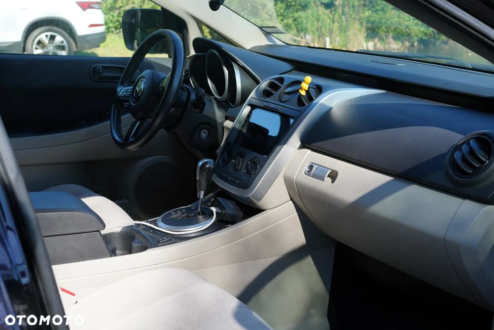 Mazda CX-7 - 16