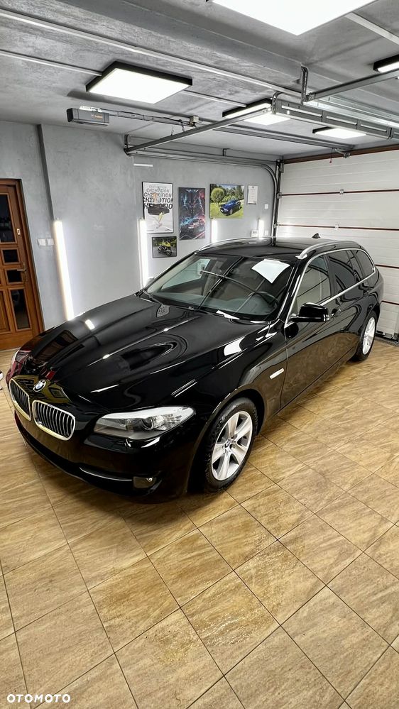 BMW Seria 5 530d xDrive Sport-Aut Modern Line - 18