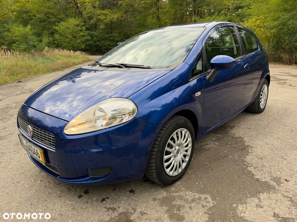 Fiat Punto 2009 photo 2