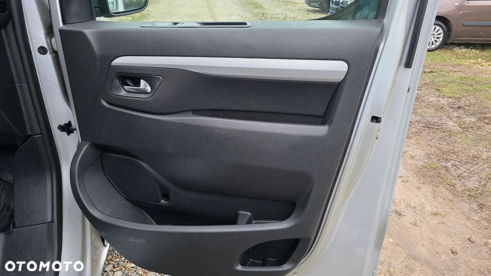 Toyota Proace Verso 2.0 D4-D Long Family - 17