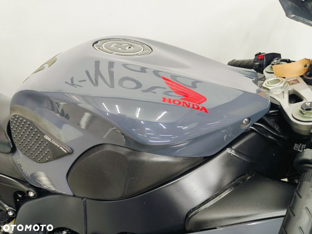 Honda CBR - 6
