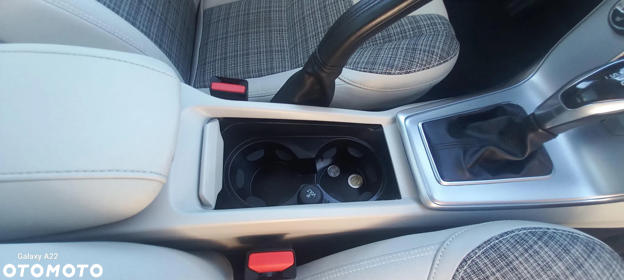 Volvo V40 D3 Drive-E Momentum - 32