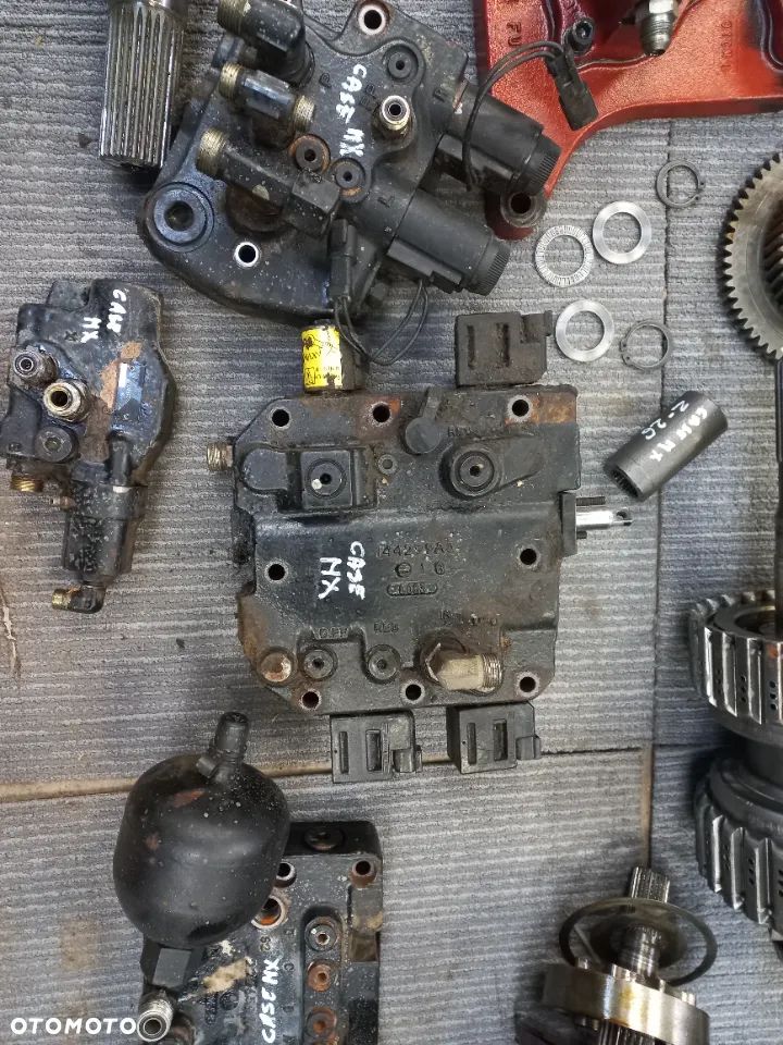 CASE MX koło przystawki napędu,orbitrol,case2294,1694,komputer,sterownik,ehr,kabina,drzwi,zamek,rozdzielacz rewersu,kosz,zwolnica,atak - 10