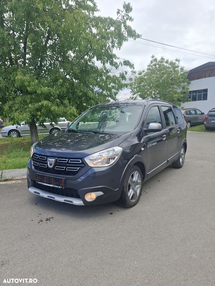 Dacia Lodgy 1.2 TCe Stepway - 1