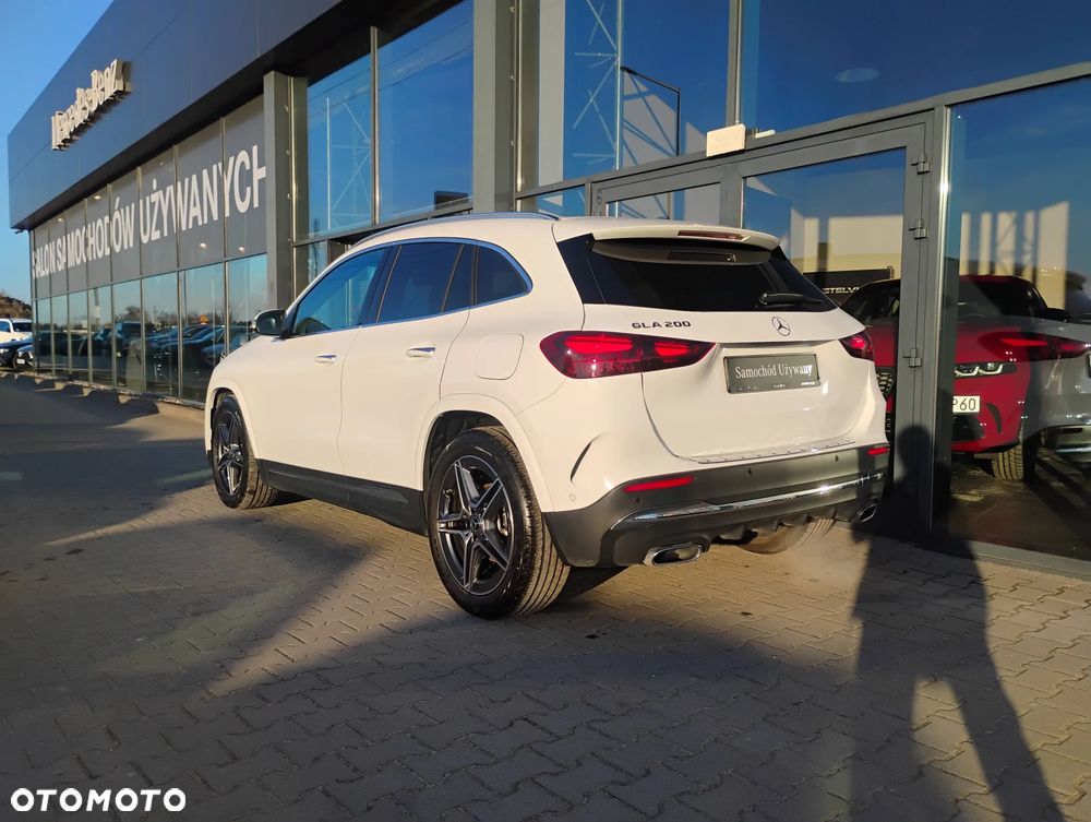 Mercedes-Benz GLA 200 AMG Line - 22