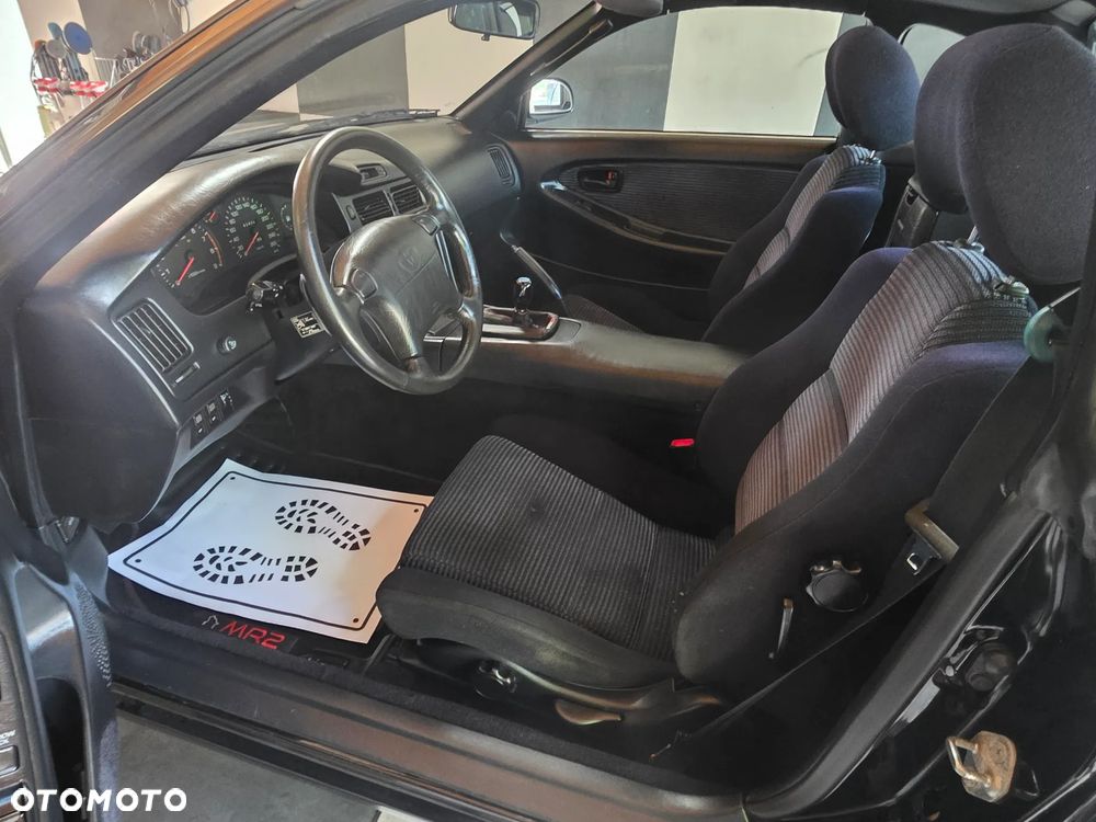 Toyota MR2 - 25