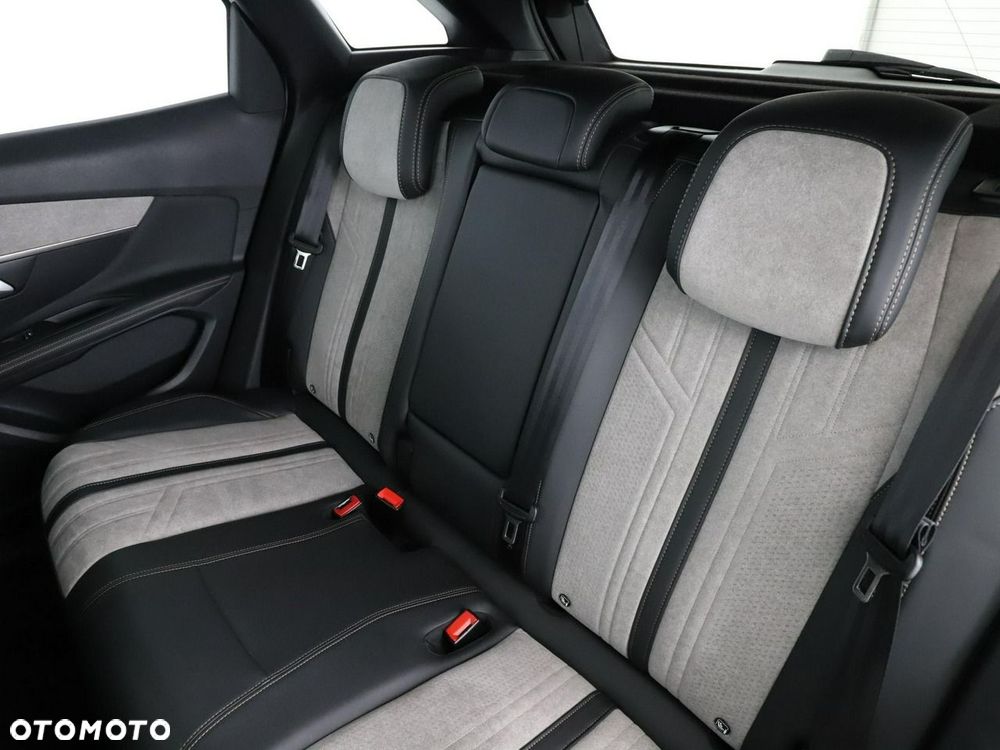 Peugeot 3008 Hybrid4 300 e-EAT8 GT Pack - 19