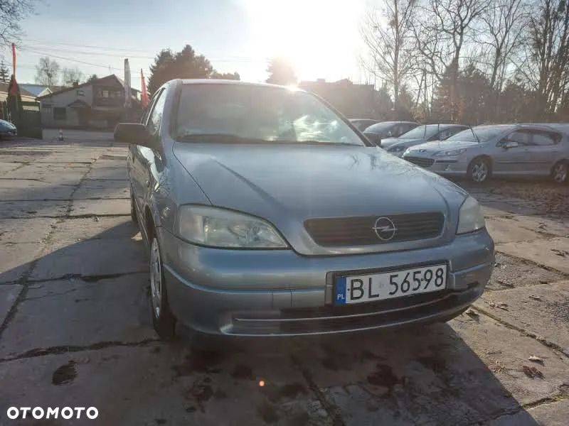Opel Astra - 2