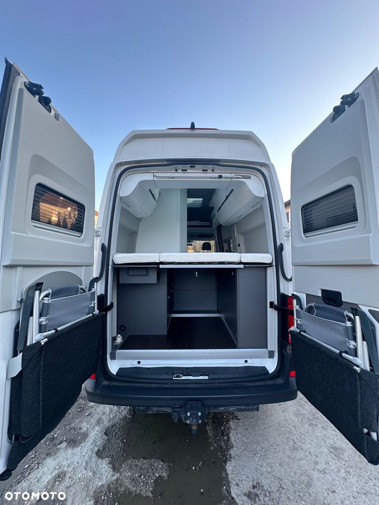 Volkswagen Crafter - 11