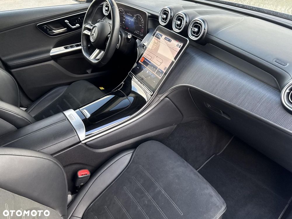 Mercedes-Benz GLC - 27