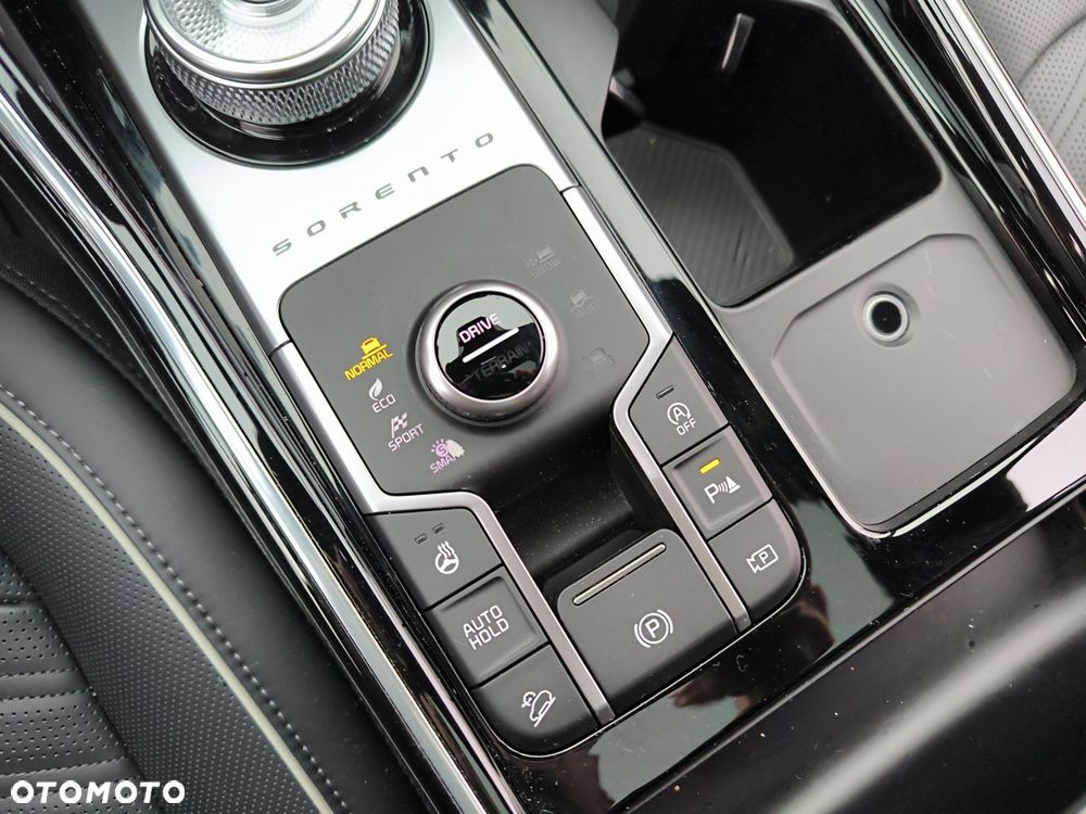 Kia Sorento 2.2 CRDi Prestige Line AWD DCT 7os - 24