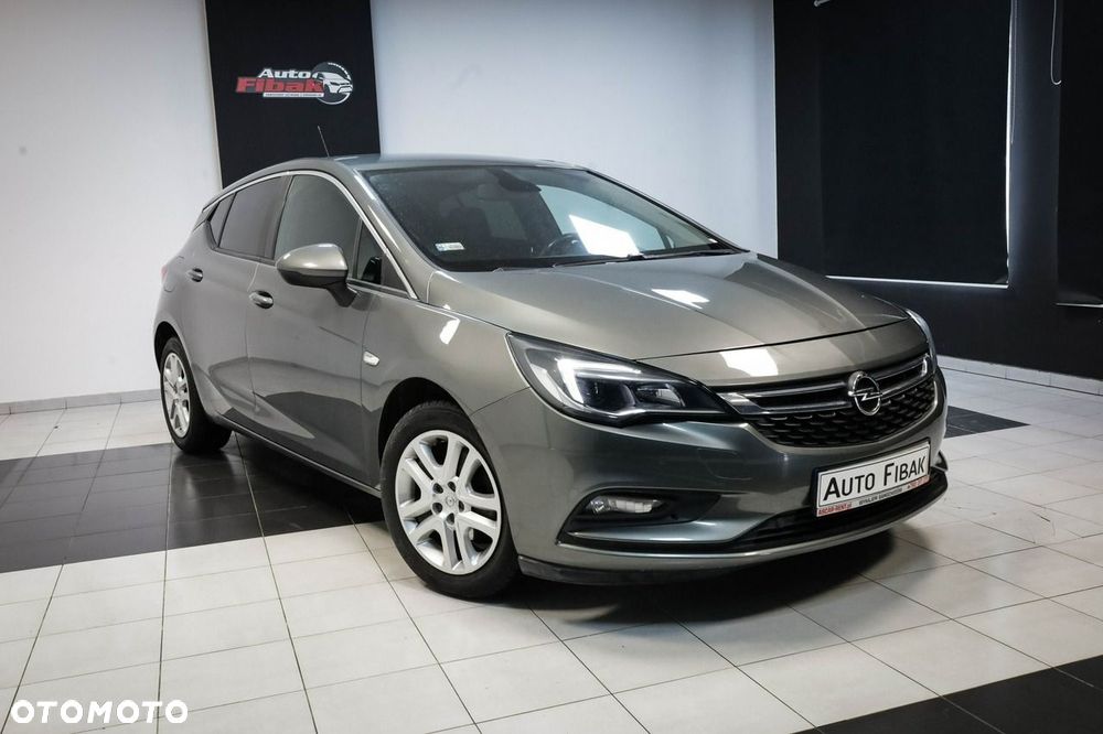 Opel Astra - 2