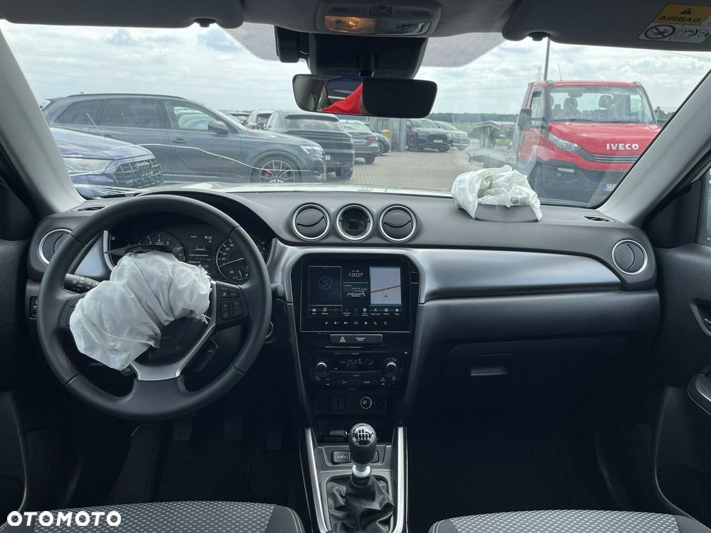 Suzuki Vitara 1.4 Boosterjet Hybrid Comfort - 12