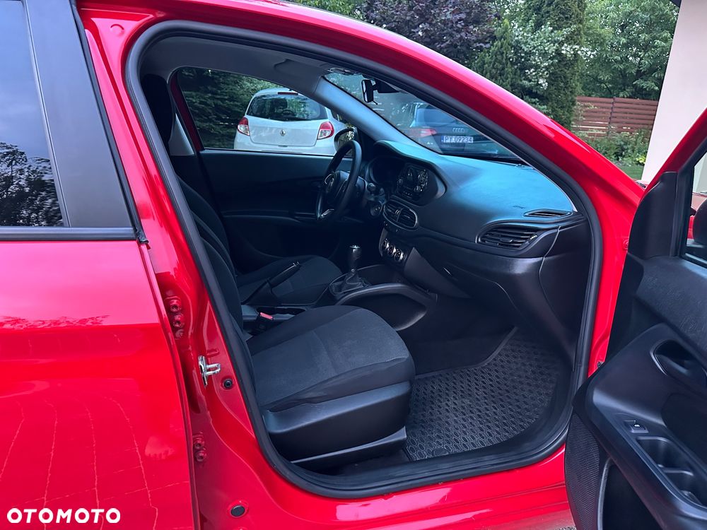 Fiat Tipo 1.0 T3 Red - 16