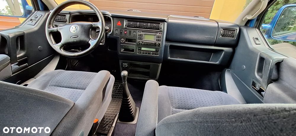 Volkswagen Caravelle GL - 3