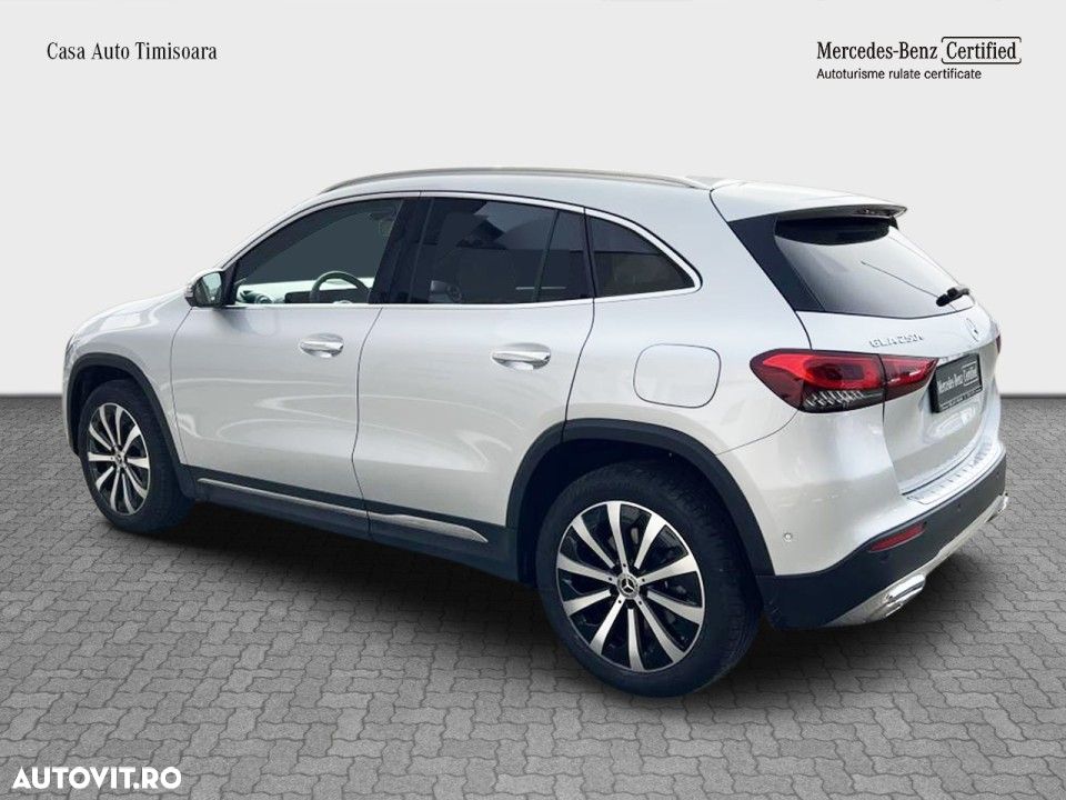 Mercedes-Benz GLA - 5