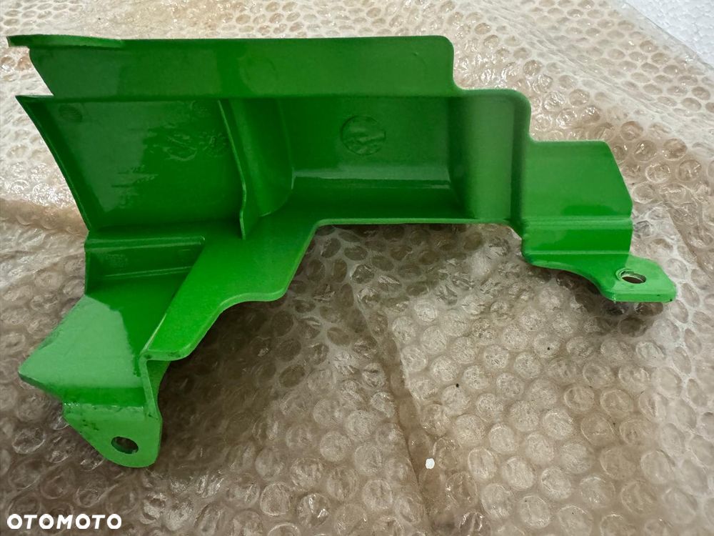 81.62410-0180 Maskownica dolnego zawiasu - 1