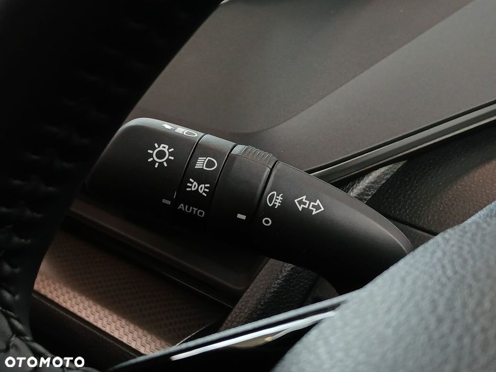 Toyota Prius - 24